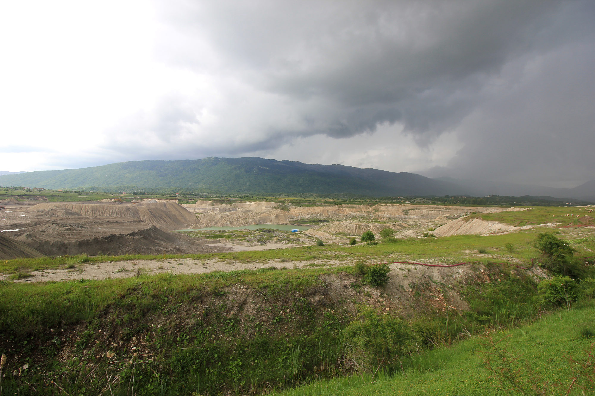 Coal mine, Gacko (Гацко) (Photo license CC-BY-SA 3.0)